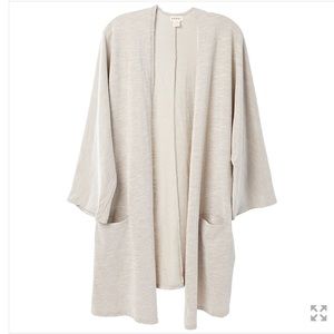 NWT FabFitFun DONNI Ribbed Sweater Coat